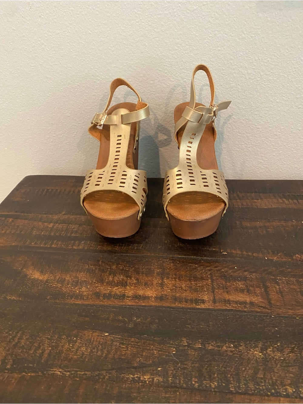 TOP Moda Metallic Gold T-Strap Platform Wedges